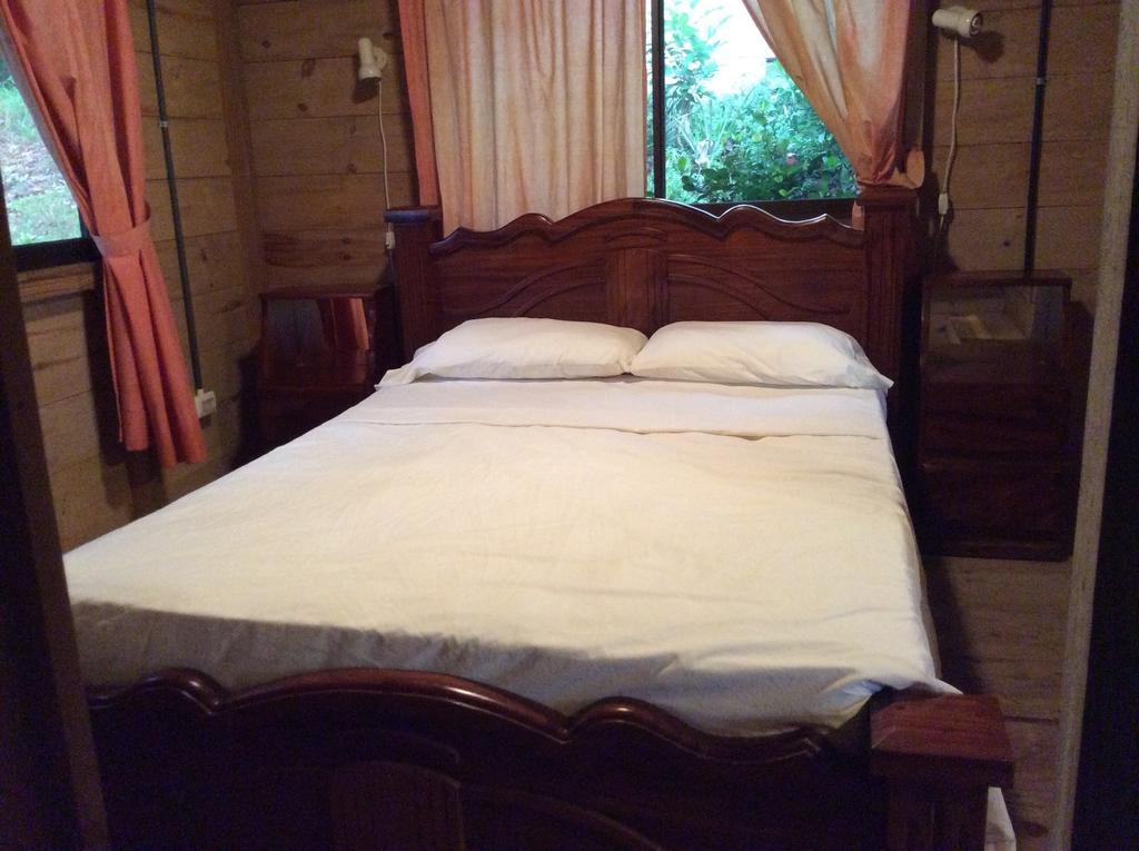 Many'S House Hotel Ballena Ruang foto