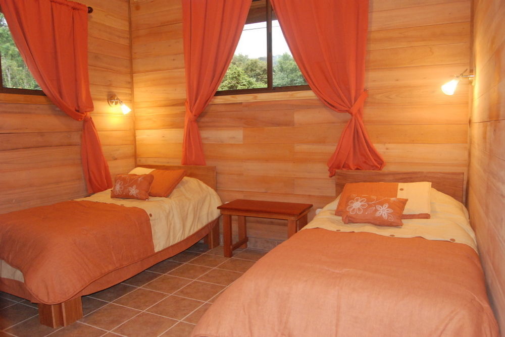 Many'S House Hotel Ballena Bagian luar foto